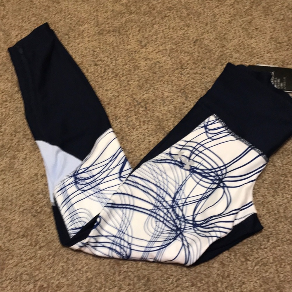 🆕Under Armour workout pants